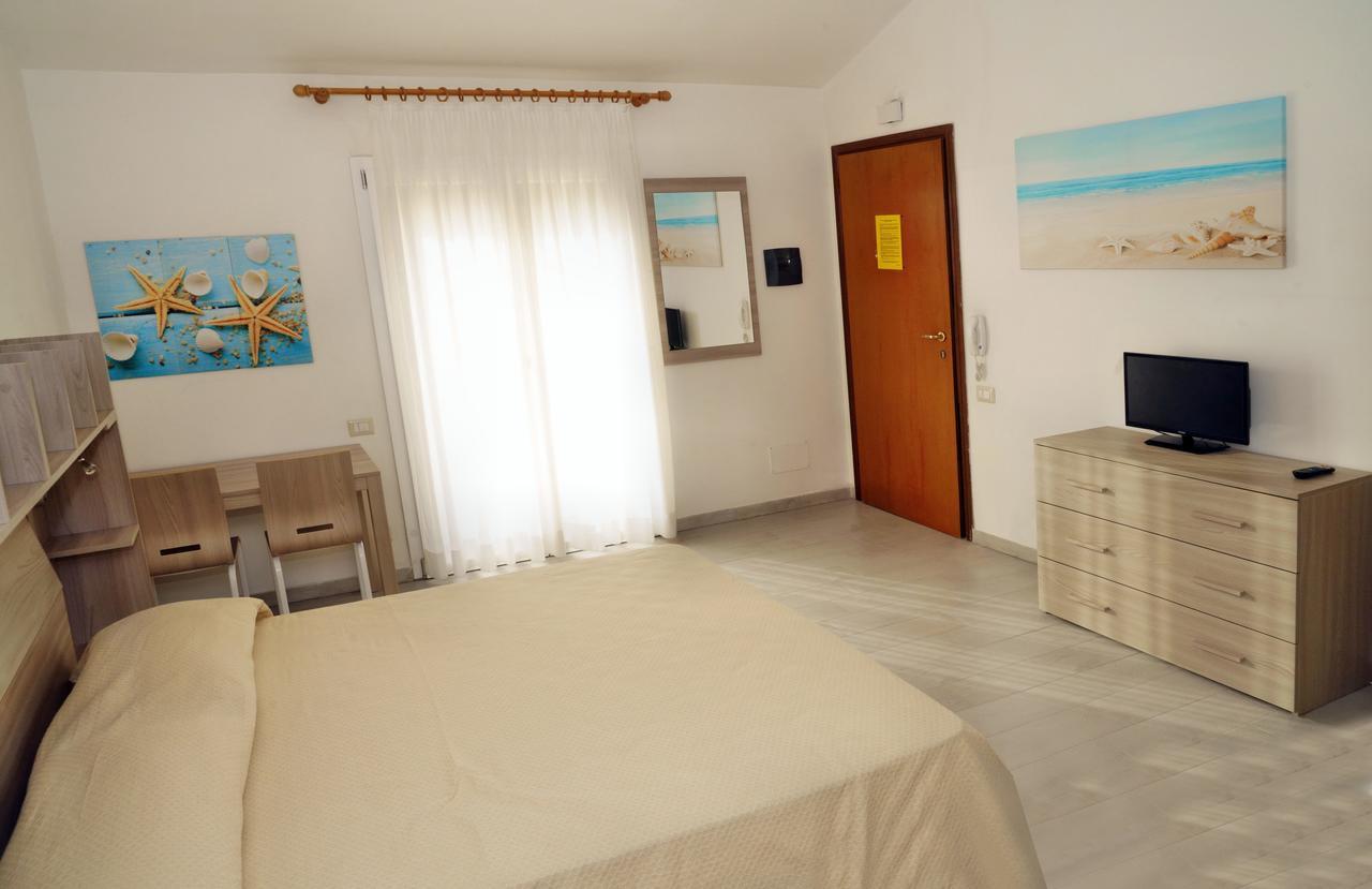 Blu Baita La Maddalena  Exterior photo